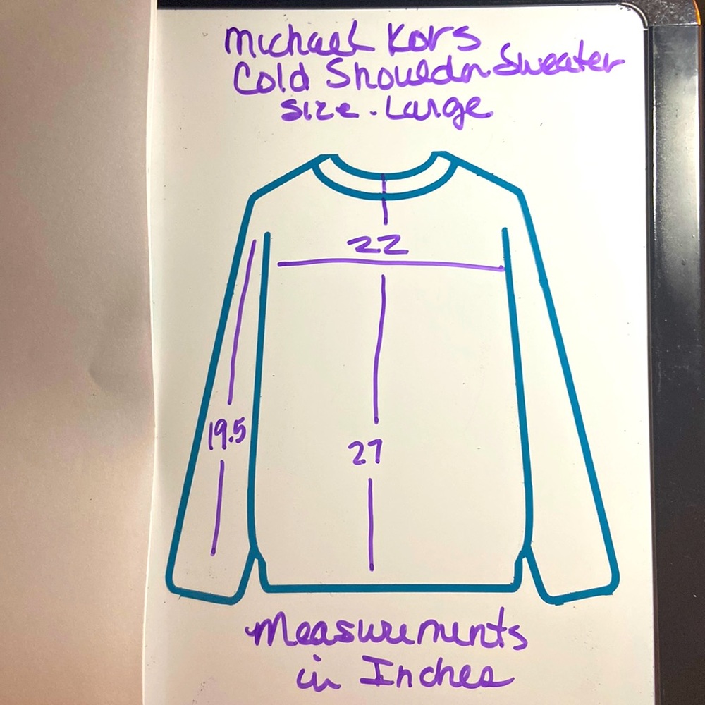 Michael KORS Cold Shoulder Sweater. Cream Color. Size Large. HI-LO Hem. - Picture 6 of 9